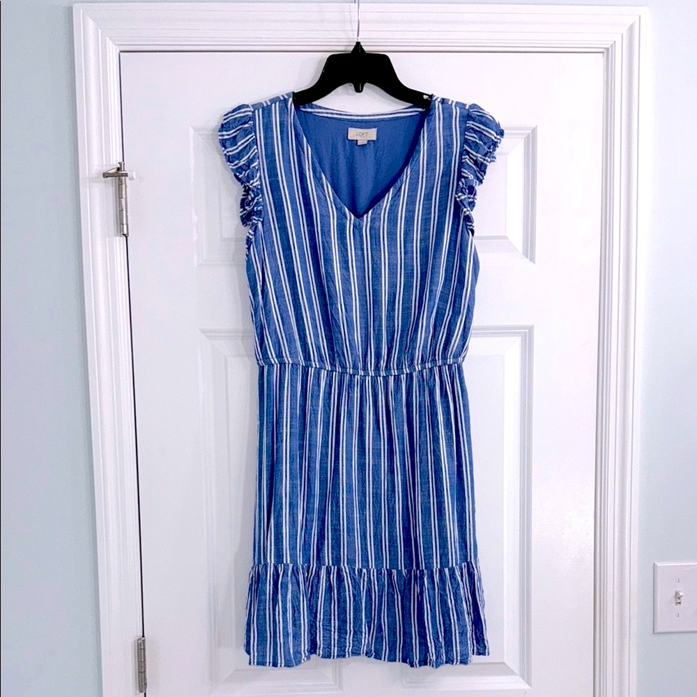 LOFT Blue Chambray Striped Dress Sz M